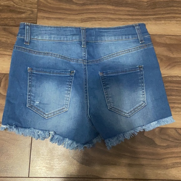 jean shorts - Picture 2 of 3